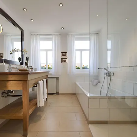 Sonne Frankenberg מלון 4*