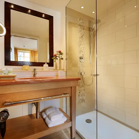 Отель Sonne Frankenberg 4*